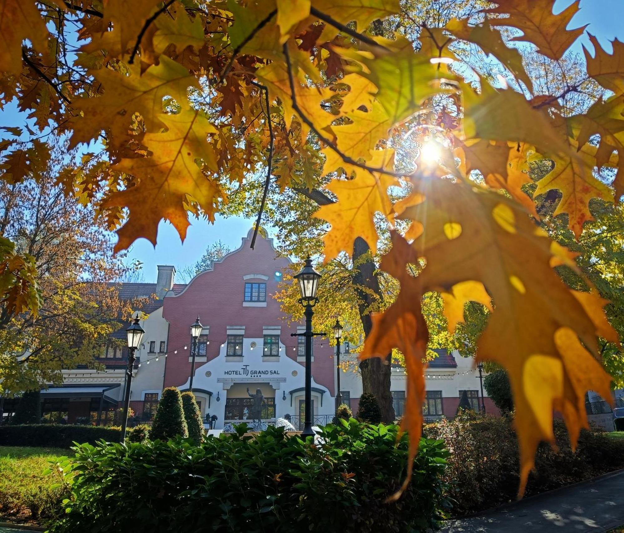 Hotel Grand Sal Wieliczka Esterno foto
