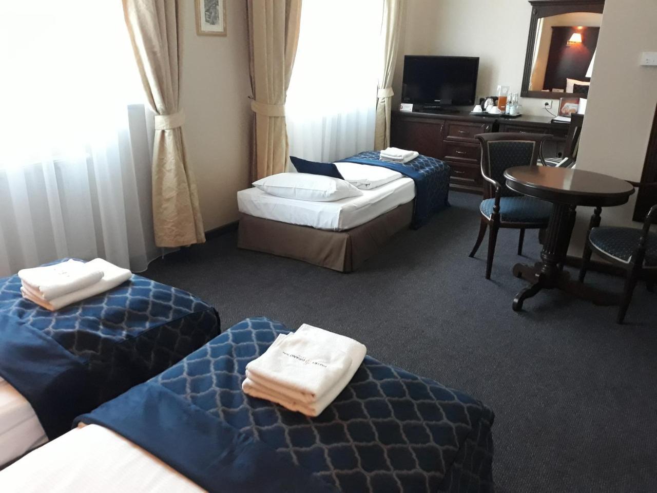 Hotel Grand Sal Wieliczka Esterno foto
