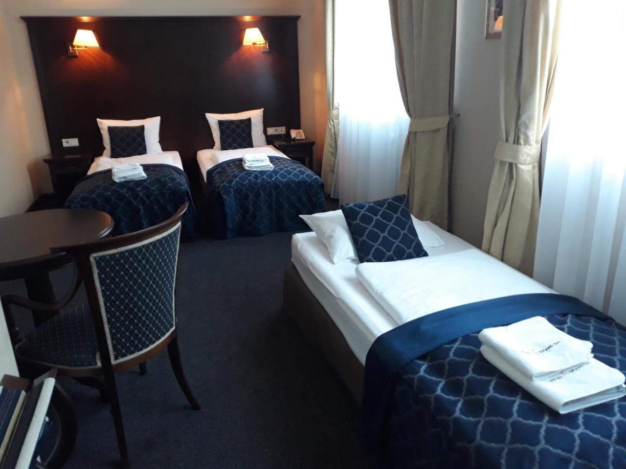 Hotel Grand Sal Wieliczka Esterno foto