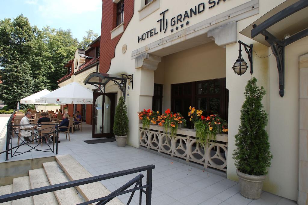 Hotel Grand Sal Wieliczka Esterno foto